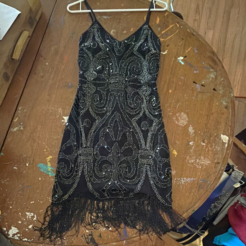 Endless Rose Women’s S Black Satin V-Neck Sleeveless Beaded Fringe Sheath